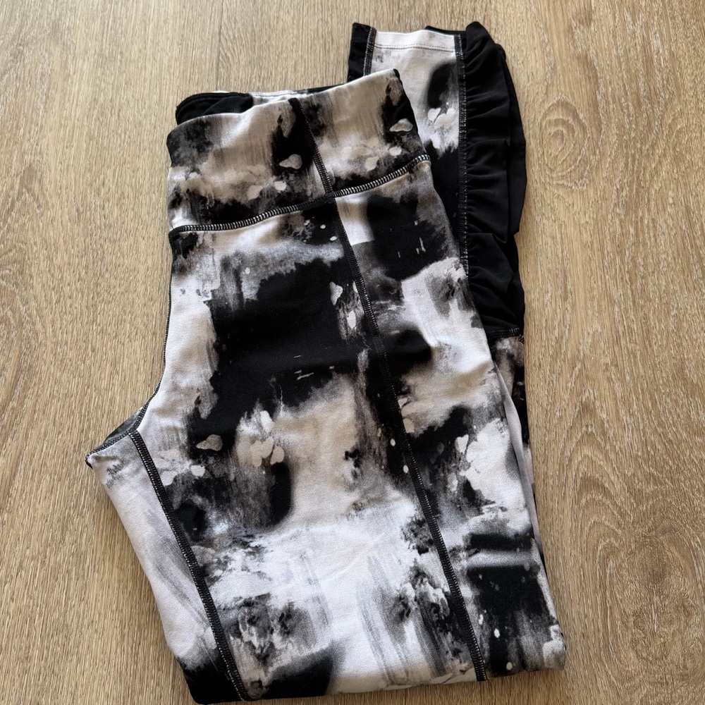 Calvin Klein Tie Dye Leggings Black White Cloud Print Activewear Large - Picture 4 of 8